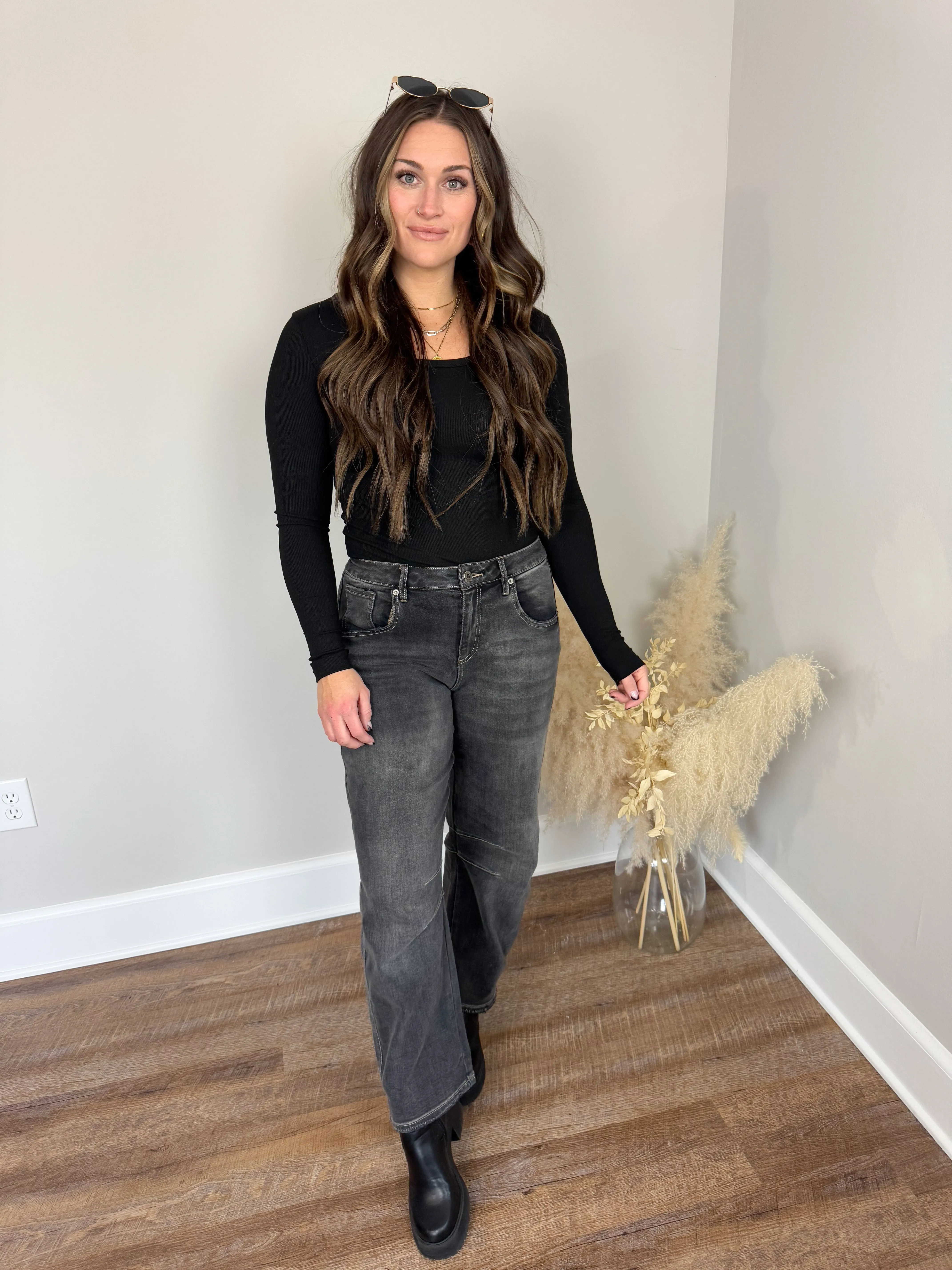 Mica Barrel Jeans