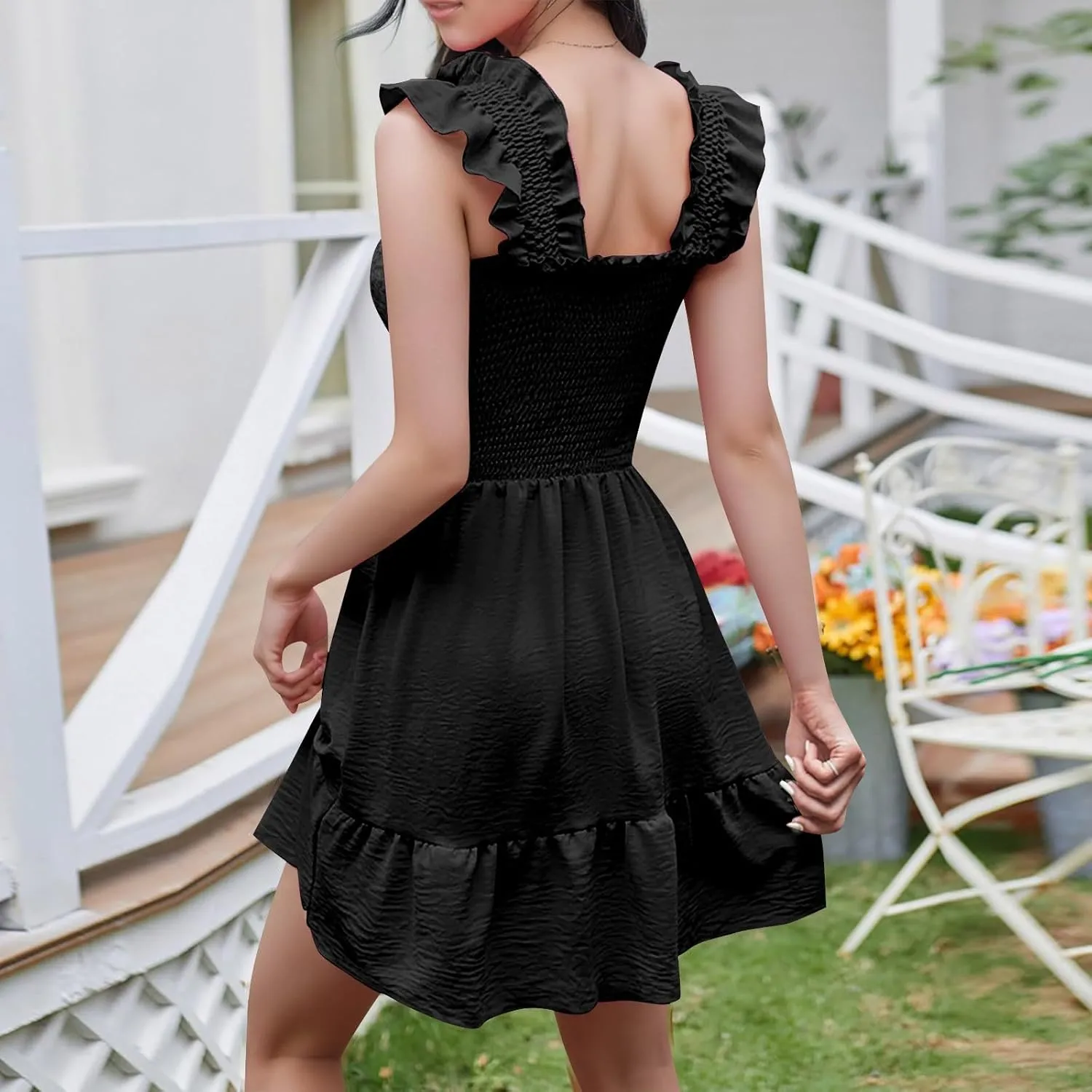 Womens Summer Casual Sleeveless Dresses Square Neck Smocked Ruffle Backless Boho Mini Dress 2024 Trendy Beach Short Sundress
