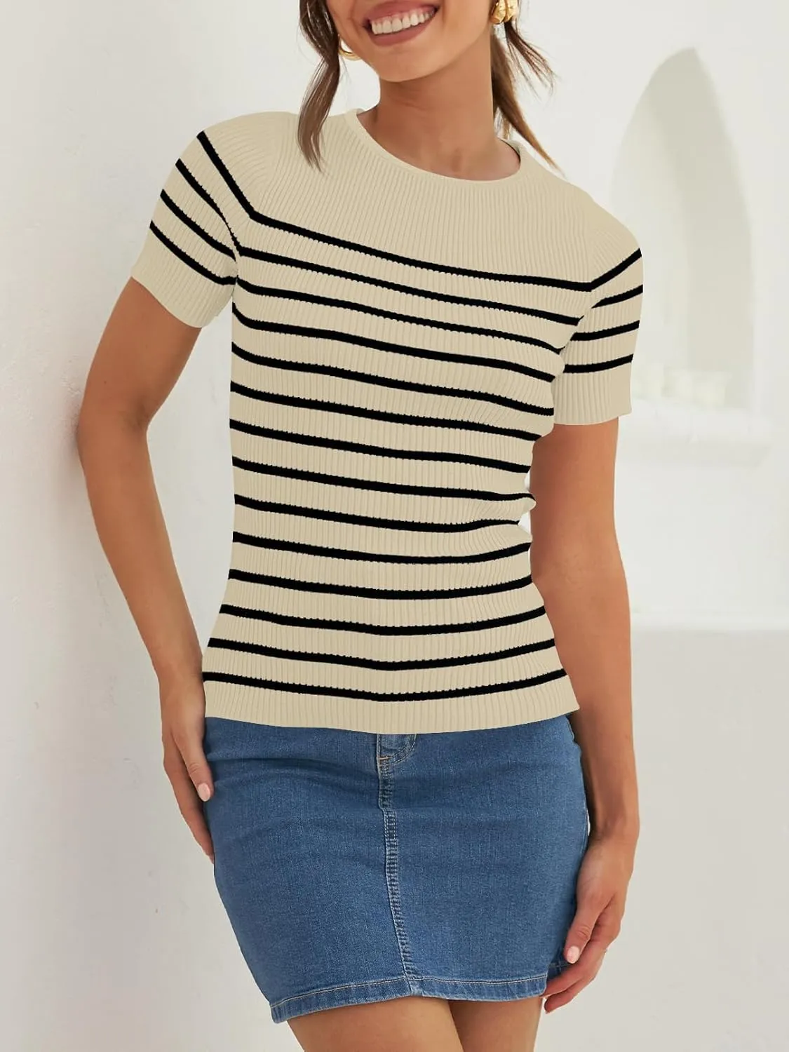 ZESICA Women's Short Sleeve Crewneck Striped T Shirt 2025 Summer Ribbed Knit Slim Fit Casual Basic Tee Tops