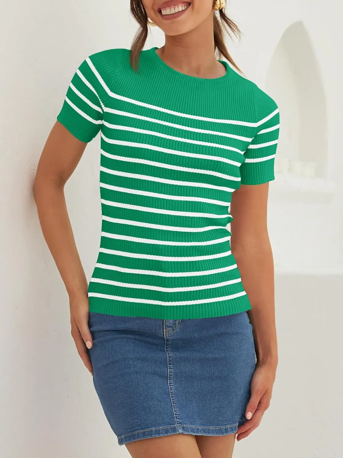 ZESICA Women's Short Sleeve Crewneck Striped T Shirt 2025 Summer Ribbed Knit Slim Fit Casual Basic Tee Tops