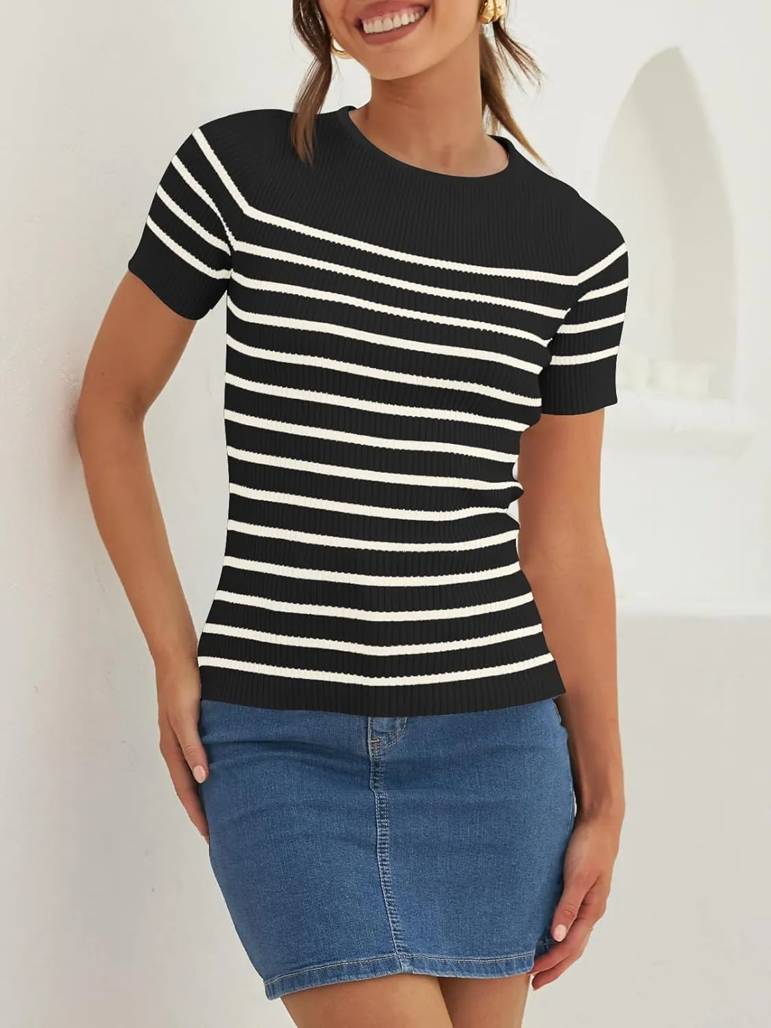 ZESICA Women's Short Sleeve Crewneck Striped T Shirt 2025 Summer Ribbed Knit Slim Fit Casual Basic Tee Tops